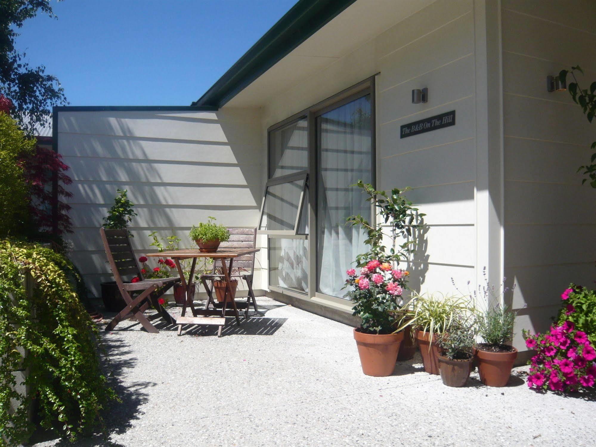 The B & B On The Hill Queenstown Exterior foto