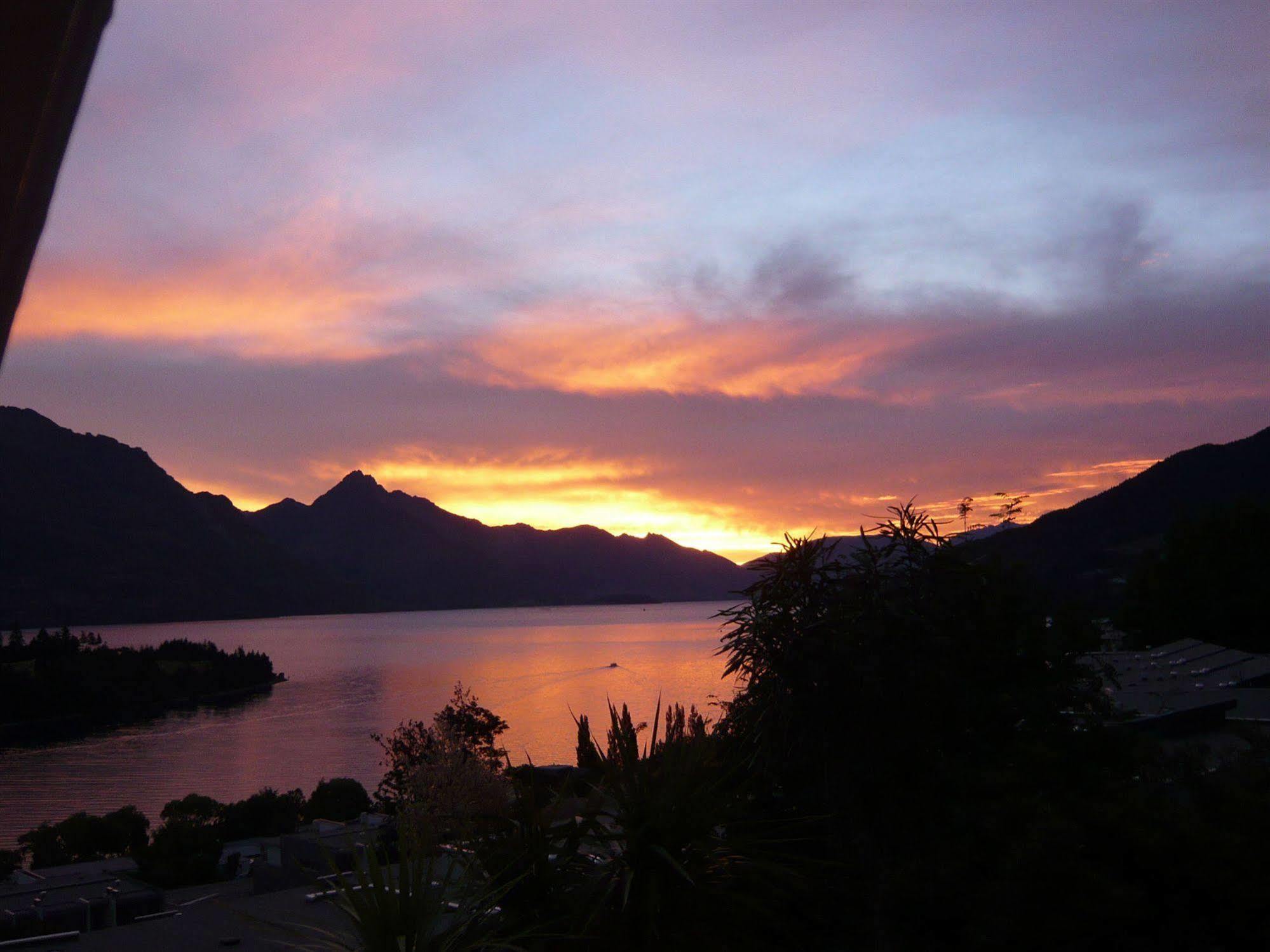 The B & B On The Hill Queenstown Exterior foto